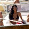 Nicole Scherzinger affiche son corps de rêve sur un yacht à Ibiza, le 18 août 2008