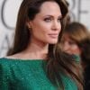 Angelina Jolie portant ses créations 