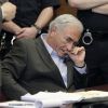 DSK en audience au tribunal sous le regard de sa femme et sa fille, il attend sa libération conditionnelle le 19 mai 2011