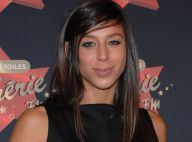 Rose : La chanteuse, future maman, voit la vie en bleu !