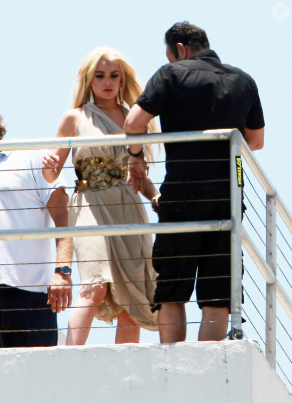 Lindsay Lohan, en gravure de mode, pose à Miami pour un shooting photo pour le magazine Plum, vendredi 20 mai 2011.