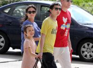Jennifer Connelly, très enceinte, est bien entourée par ses trois chéris !
