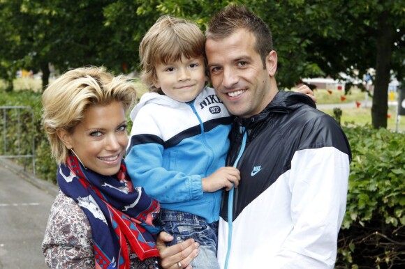Rafael Van der Vaart, sa femme Sylvie et leur fils Damian à Beverwijk le 29 mai 2011. Un magnifique tableau !