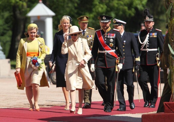 Lundi 30 mai 2011, le grand-duc Henri et la grande-duchesse Maria-Teresa de Luxembourg étaient reçus à Oslo par le roi Harald V et la reine Sonja.