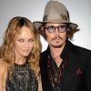 Même s'ils ne sont pas mariés, Vanessa Paradis et Johnny Depp s'aiment depuis 13 ans. Cannes, 18 mai 2010