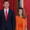 Letizia d'Espagne et le prince Felipe ont reçu le gouverneur d'Australie et son époux au Palais royal de Madrid, le 7 juin 2011