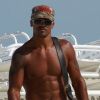 L'acteur Shemar Moore de Esprits Criminels sur la plage à Miami le 7 juin 2011
 