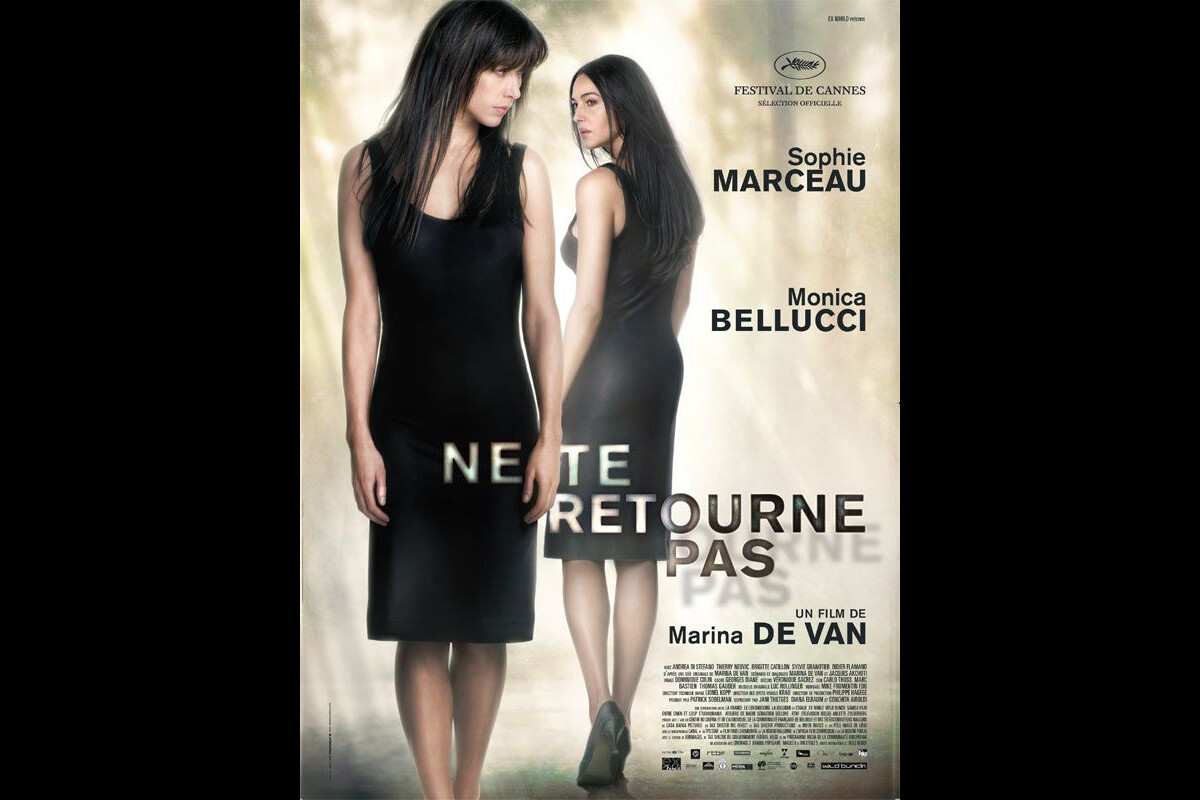 Photo : L'affiche de Ne te retourne pas, sorti en 2009 et diffusé le