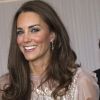 Kate Middleton superbe dans sa robe Jenny Packham