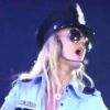 Le tube Womanizer ravit le public du Circus Starring : Britney Spears Tour en 2009.