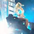 Britney a ouvert son  Femme Fatale Tour  sous les acclamations de ses fans, le 16 juin 2011 à Sacramento.