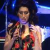 Amy Winehouse déjà inquiétante lors d'un concert à Dubaï en février 2011.