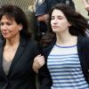 Anne Sinclair et Camille Strauss-Kahn sortent du tribunal le 19 mai 2011 à New York