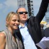 Le prince Albert et sa fiancée Charlene Wittstock découvraient mardi 28 juin 2011 l'installation scénique du port Hercule pour le show de Jean-Michel Jarre, en compagnie de l'intéressé. Sous un soleil radieux. Quelques heures plus tard, un orage venait menacer le mariage...