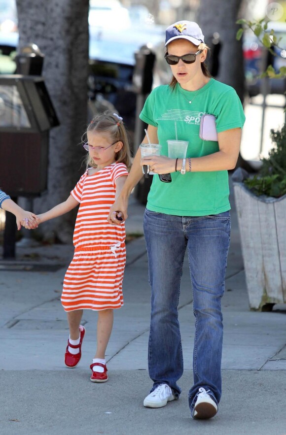Jennifer Garner, sa fille Violet et une amie à Los Angeles.