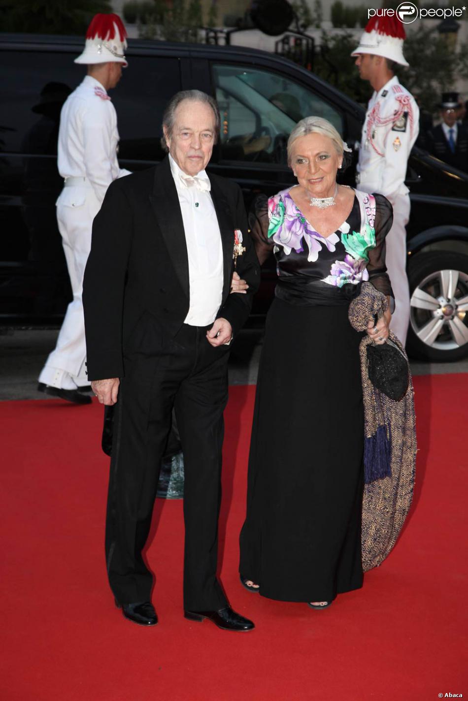 Henri d'Orléans et sa femme Micaela sur le tapis rouge du ...
