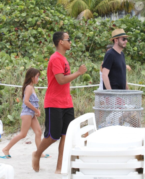 Connor, le fils adoptif de Tom Cruise, a bien profité de ce week-end en famille. Miami, 3 Juillet 2011