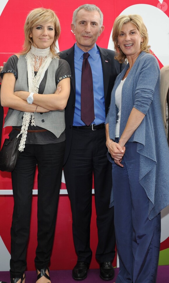 Natacha Amal et Michèle Laroche (avec Guillaume Pepy de la SNCF) participent aux festivités du 30e anniversaire du TGV, à Paris-Gare de Lyon, jeudi 7 juillet 2011.
