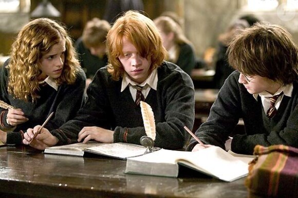 Emma Watson (Hermione), Rupert Grint (Ron) et Daniel Radcliffe (Harry) dans le film Harry Potter et la Coupe de feu - 2005