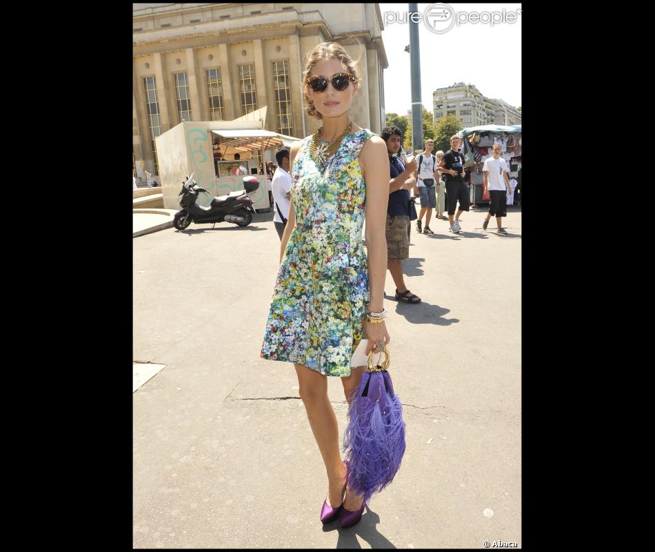 Olivia Palermo se rend au défilé haute couture Stéphane Rolland pendant la fashion week dans une parfaite robe signée Zara. Paris, le 5 juillet 2011.