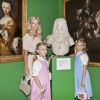 La princesse Camilla de Bourbon-Siciles, avec ses filles Maria-Carolina et Maria-Chiara, a pu découvrir en avant-première et en compagnie de la princesse Caroline de Hanovre l'exposition Magnificence et grandeur des maisons royales, le 10 juillet 2011.