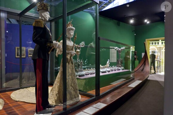 La princesse Caroline de Hanovre inaugurait le 10 juillet 2011, au Forum Grimaldi à Monaco, l'exposition Magnificence et grandeur des maisons royales recensant plus de 600 objets retraçant trois siècles d'histoire des royautés européennes.