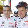 Richard Virenque et Patrick Poivre d'Arvor lors de l'Etape du coeur du  Tour de France, entre Bordeaux et Pauillac, au profit de l'association  Mécénat Chirurgie Cardiaque le 24 juillet 2010