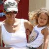 Halle Berry et sa fille, Nahla, à la sortie de la garderie à Los Angeles le 11 juillet 2011