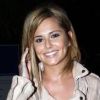 Cheryl Cole, la chanteuse et ex juré de l'émission X Factor peut sourire. L'ex femme du footballeur Ashley Cole nous séduit avec son look estival. Beverly Hills, le 8 juillet 2011.