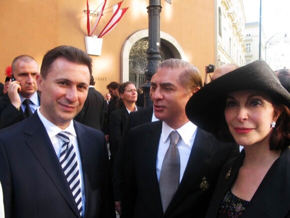 Le prince Paul et la princesse Lia de Roumanie aux obsèques d'Otto de Habsbourg-Lorraine, à Vienne.