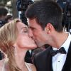 Novak Djokovic et sa compagne Jelena Ristic sur le tapis rouge du festival de Cannes le 17 mai 2011. Pour leurs vacances en juillet, les amoureux ont choisi Saint-Tropez.