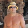 Jeremy Piven sur la plage de Malibu avec des amies le 2 juillet 2011