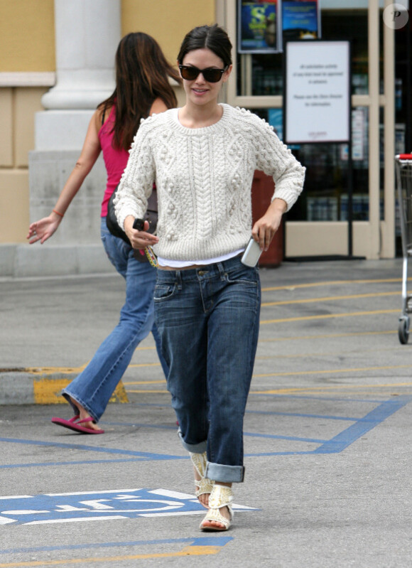 Rachel Bilson dans les rues de Los Angeles n'a pas brillé par son look le 31 juillet 2011