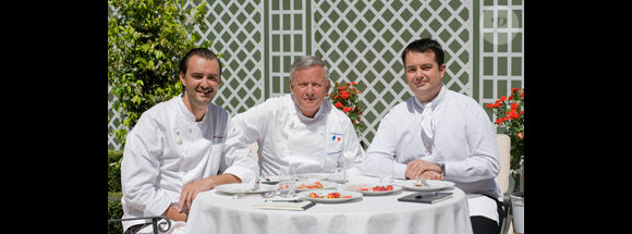 Les trois chefs phares de M6, jury d'un dîner presque parfait : la meilleure équipe de France ! 