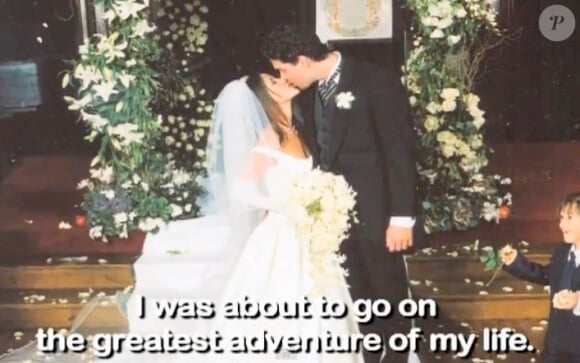 Soleil Moon Frye lors de son mariage avec Jason Goldberg dans sa vidéo promo pour son livre Happy Chaos