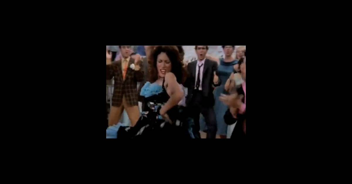 Charles alias Cha Cha dans Grease Purepeople