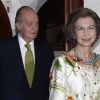 Le roi Juan Carlos et la reine Sofia arrivent à un dîner de gala, à Majorque. 7 Août 2011
 