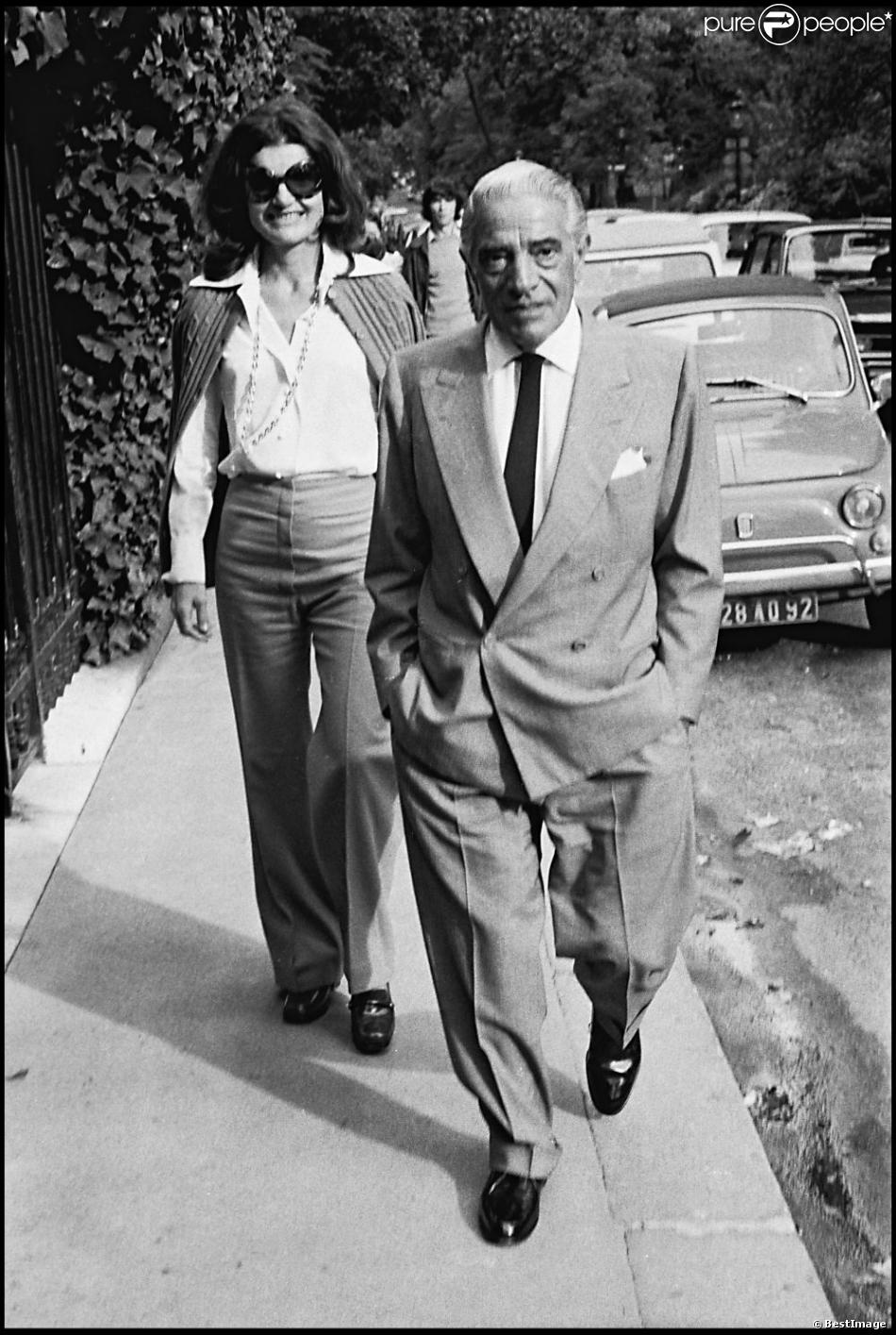 Jackie Kennedy et son deuxième époux Aristote Onassis (archives