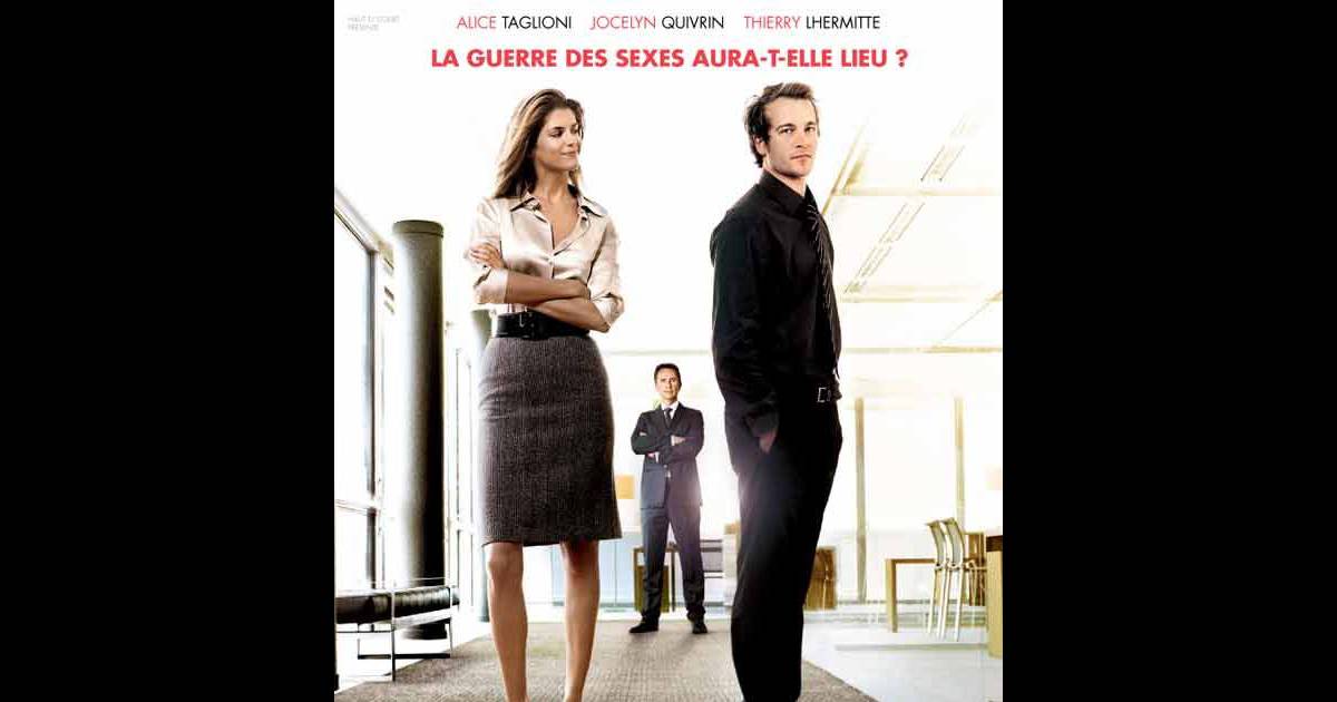 Affiche du film Notre univers impitoyable - Purepeople