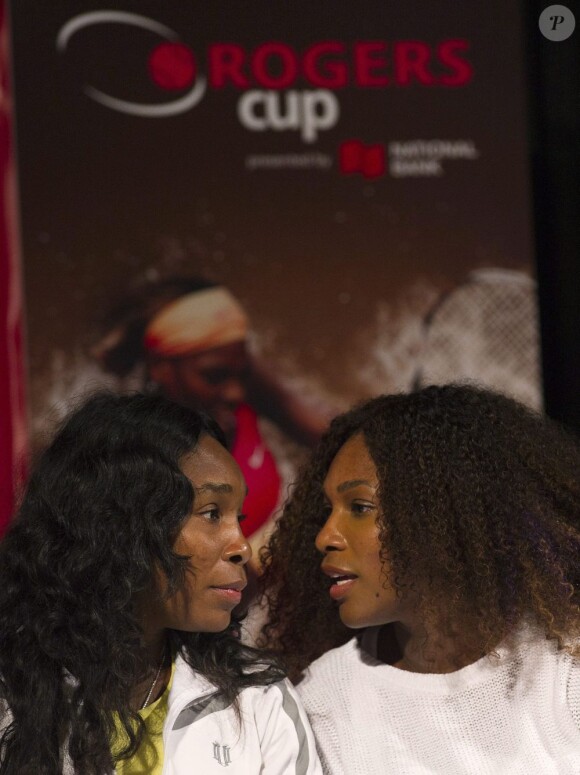 Les soeurs Venus et Serena Williams, à Toronto, en août 2011.