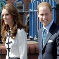 Le prince William et sa Kate rendent hommage aux victimes des émeutes