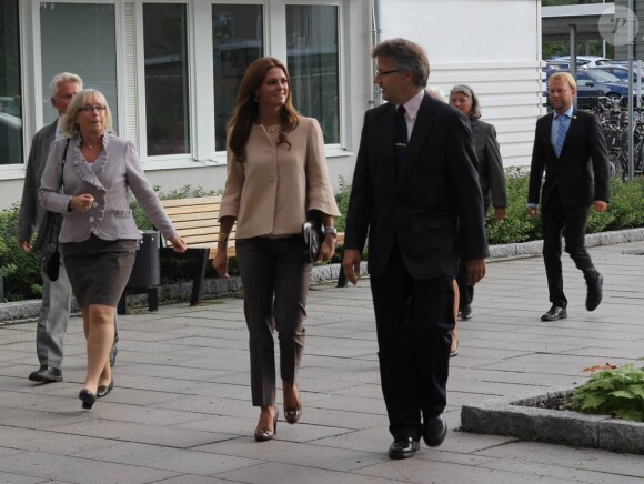 La princesse Madeleine de Suède visitait l'hôpital universitaire d'Umea, mardi 23 août 2011, pour le compte de la fondation My Big Day.