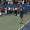 Novak Djokovic version John McEnroe à l'US Open 2009... en face du vrai.
