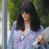 Selma Blair en solo dans les rues de L.A. L'actrice affiche une mine radieuse. Le 26 août 2011
