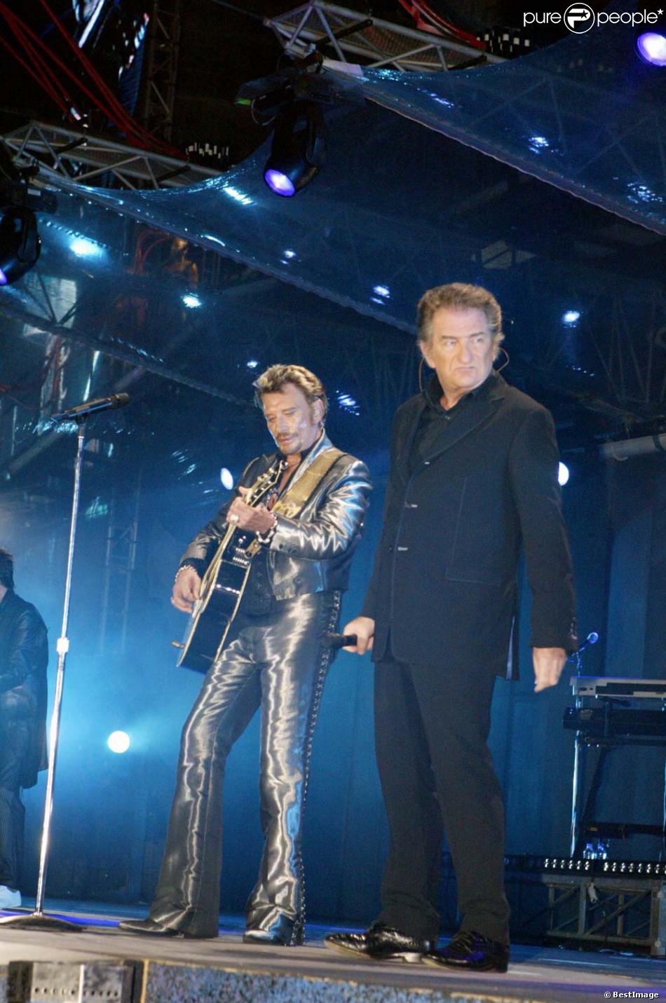 Eddy Mitchell Et Johnny Hallyday A Nice Le 18 Juillet 2003 Purepeople