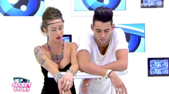 Juliette assure que la relation qu'elle partage avec Simon n'est qu'amicale (prime time du vendredi 2 septembre 2011).