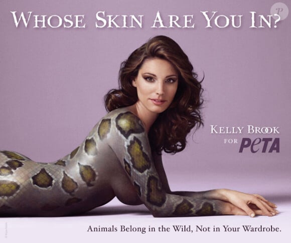 Kelly Brook revèle sa campagne PETA pour la protection des animaux exotiques