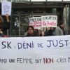 Les associations féministes manifestent devant le siège de TF1 pendant l'interview de Dominique Strauss-Kahn au 20 heures de Claire Chazal, à Paris, le 18 septembre 2011.