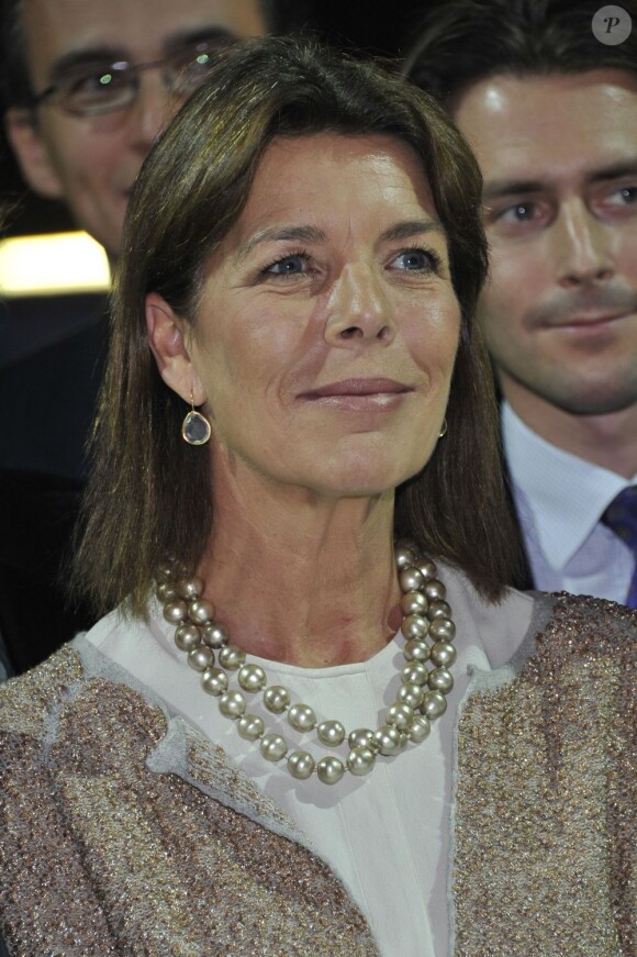 Caroline de Monaco assiste au lancement de l'exposition Afternativelight, à Monaco, le 20 septembre 2011.
