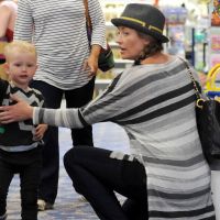Rebecca Gayheart : Séance shopping avec sa petite Billie aussi accro que maman